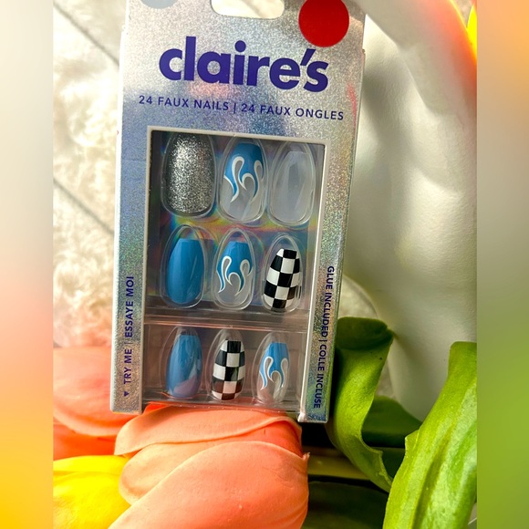 Claire's Accessories - Claire's Blue and Silver Faux Nail Set